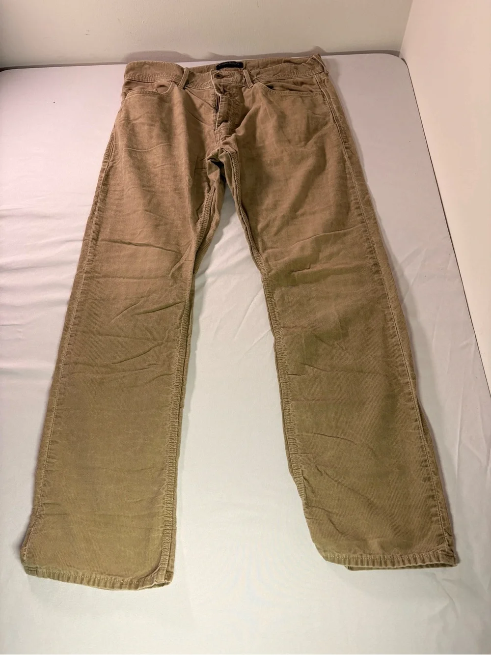 Banana Republic Men's Corduroy Pants in Khaki Brown